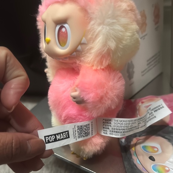 Popmart: Big into Energy Labubu Plush Keychain - Loyalty - Picture 7 of 8